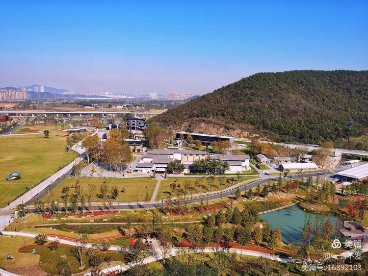 秋之旅免费完整版,秋之旅风景图片