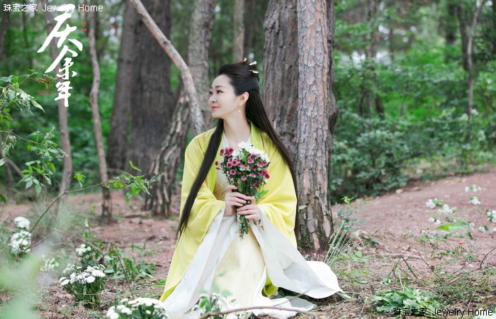 这位演技总能反超女一的配角，如今珠宝品位也耐人寻味