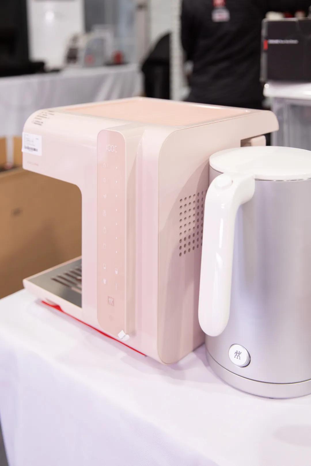 双立人亲友特卖会，想不到的超强折扣，爱不完的精美厨具