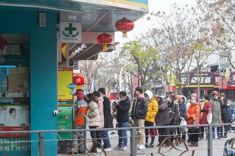 街拍20图：战“疫”中的宁波