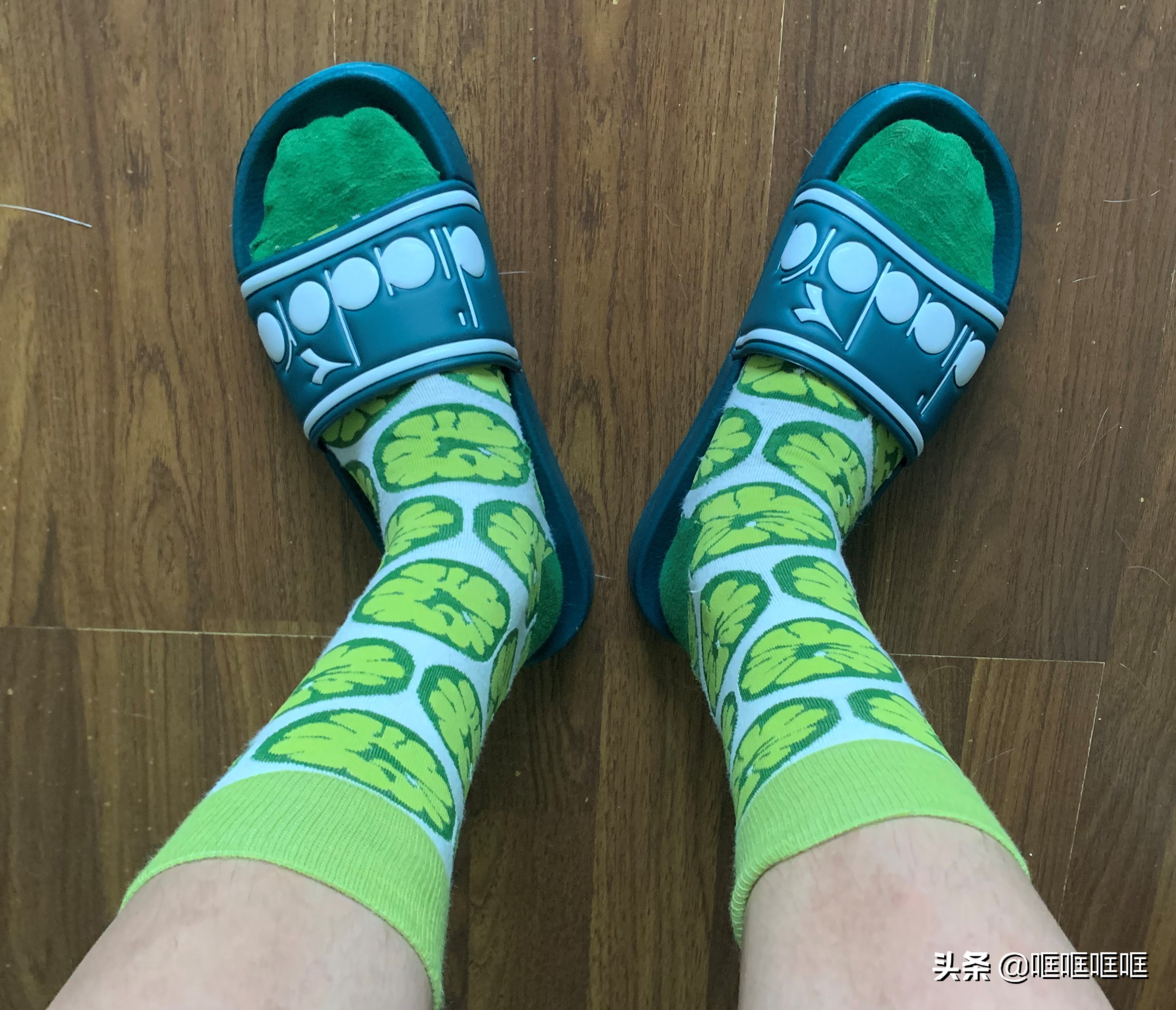 100块买了双有情怀的拖鞋，连我妈都说好