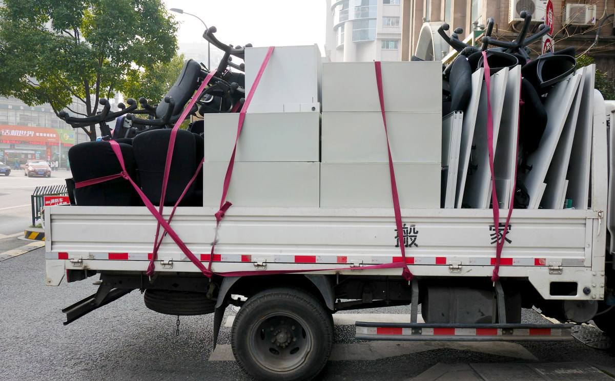 乔迁新居上午几点搬家最好,搬家乔迁都需要准备什么