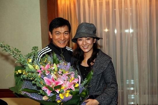 黄奕跌入低谷,黄奕再扮经典角色