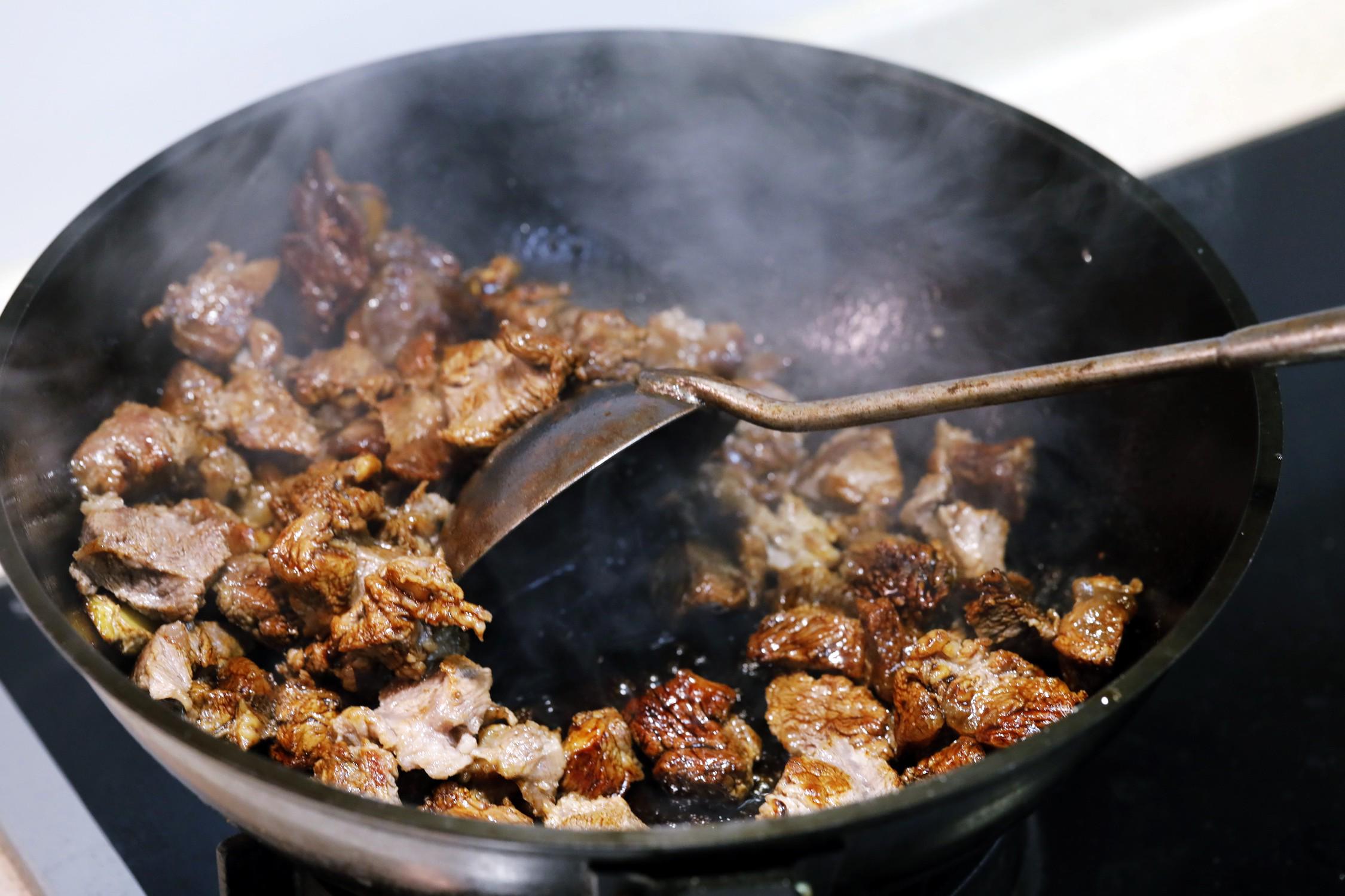 蒸煮两用电压力锅哪个牌子好,家用压力锅和微压锅哪个好