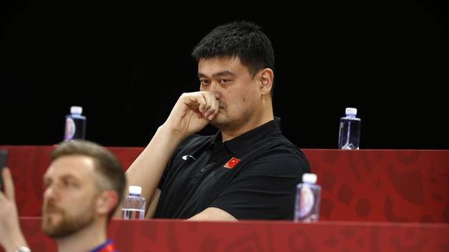 姚明一个人中文纪录片,姚明一个人一座城视频