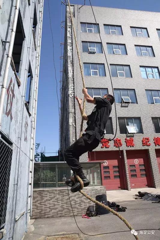 特警魔鬼式训练,普通人感受特警训练