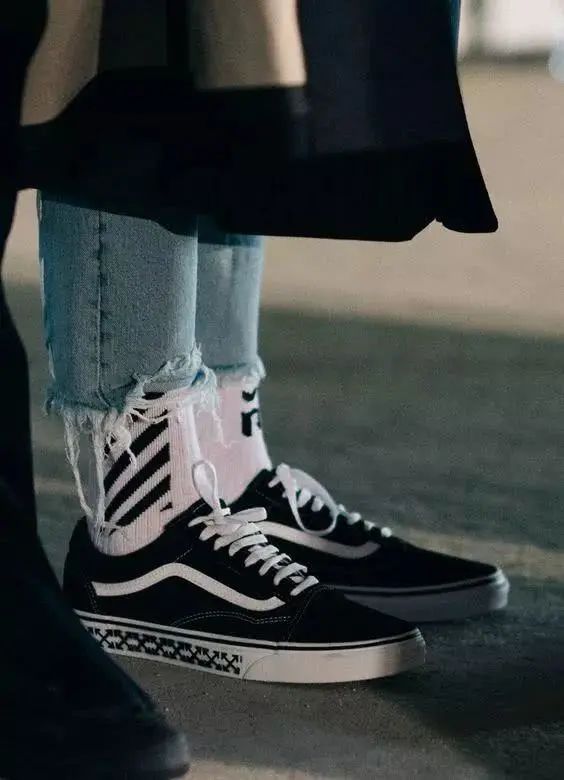 vans经典款真假对比,vansauthentic辨真假