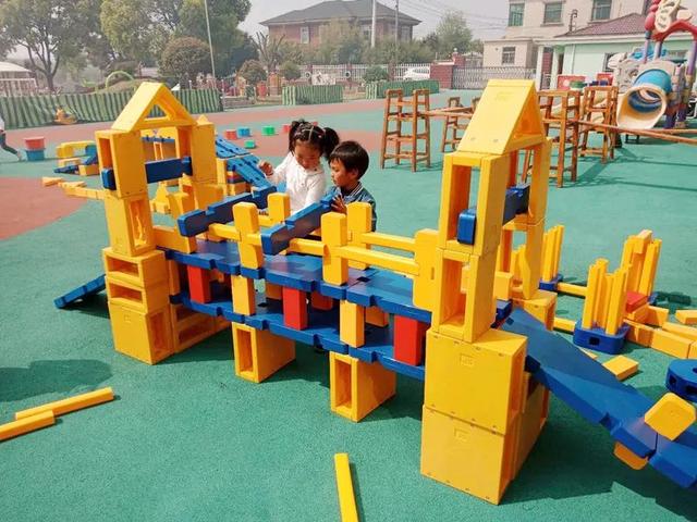 小小的船儿阅读,小小的船儿原文朗读