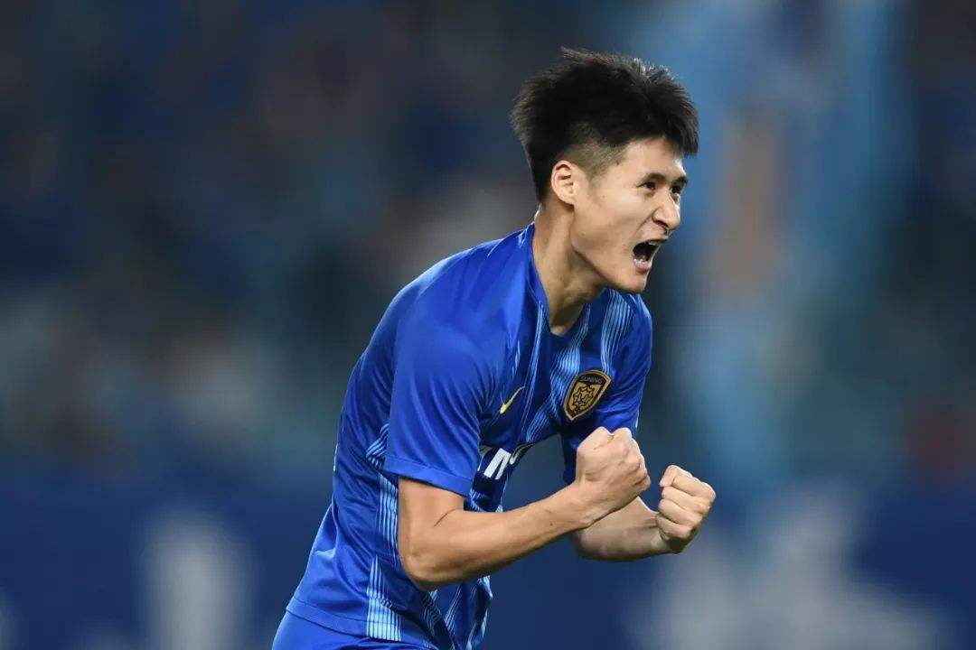 中超江苏苏宁易购年薪,中超苏宁有多少球员