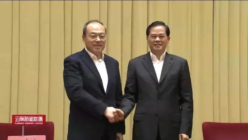 两位市委书记跨省履新,两位新省委书记同一天都去了这里