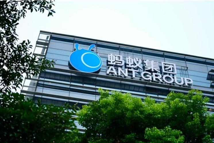 余额宝的安全性和银行哪个好,余额宝破万亿的后果