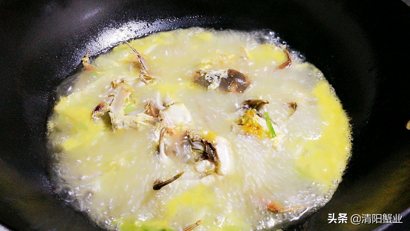 教你原汁原味的大闸蟹做法,这个季节的大闸蟹怎么烧好吃