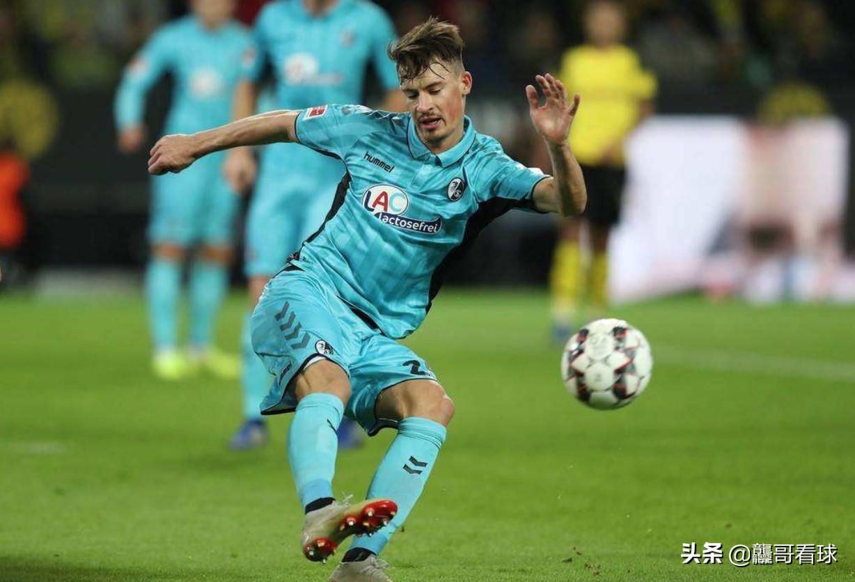 弗莱堡中卫国脚科赫的未来：那不勒斯有意引进，热刺后防急需