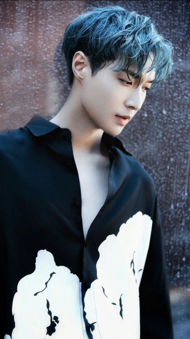 张艺兴努力努力再努力音频,张艺兴努力努力再努力头像