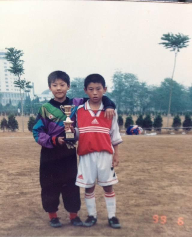 足球青训之阿贾克斯u13,大连毅腾足球俱乐部青训