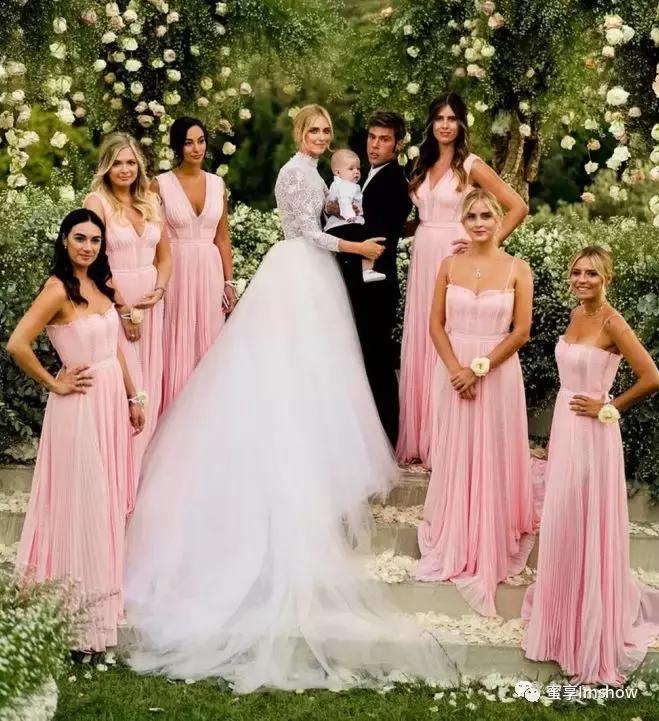 从法律系学生到宇宙时尚博主，Chiara做了些什么？