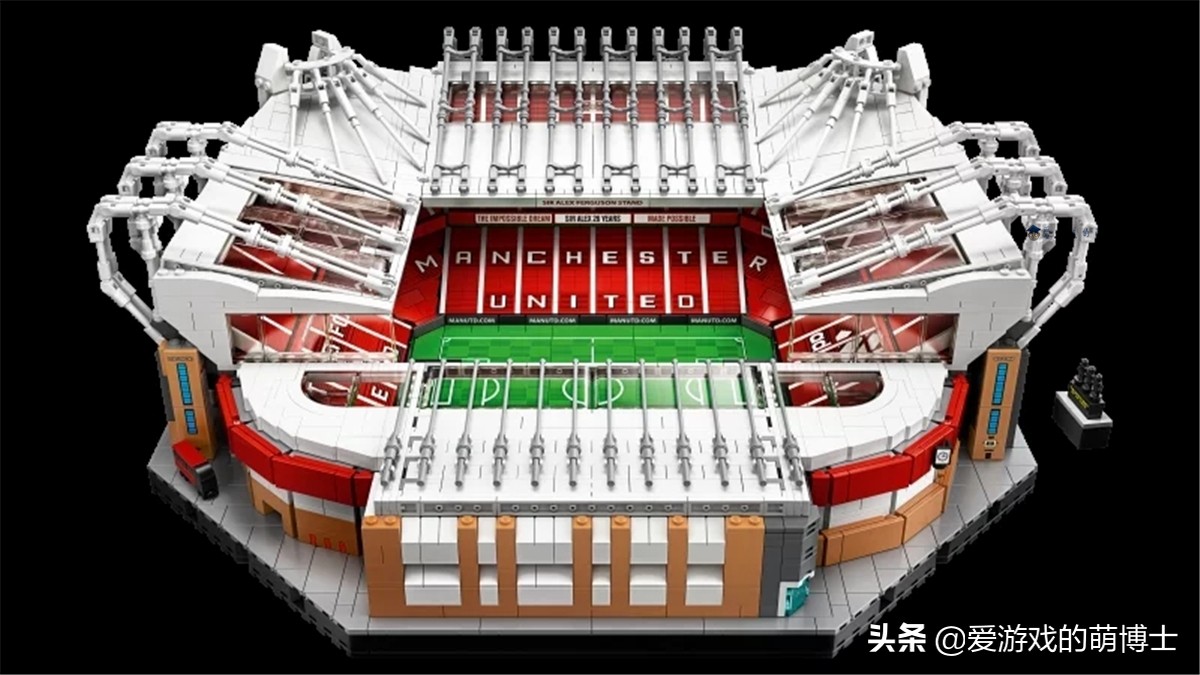 乐高曼联球场,乐高还原巴黎1比2曼城