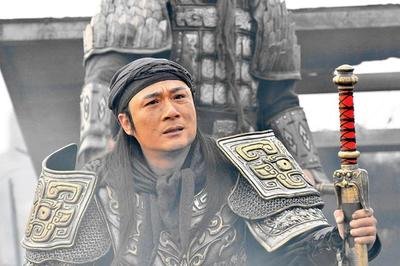 庞涓认为废掉双腿孙膑就无法逃跑,孙膑被庞涓挖膝盖骨后复仇