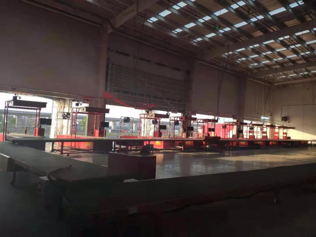 快递巨头破产,快递巨头倒下5年亏损40亿