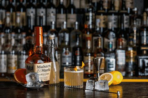 劝君更尽一杯酒是什么意思,劝君更尽一杯酒是什么诗