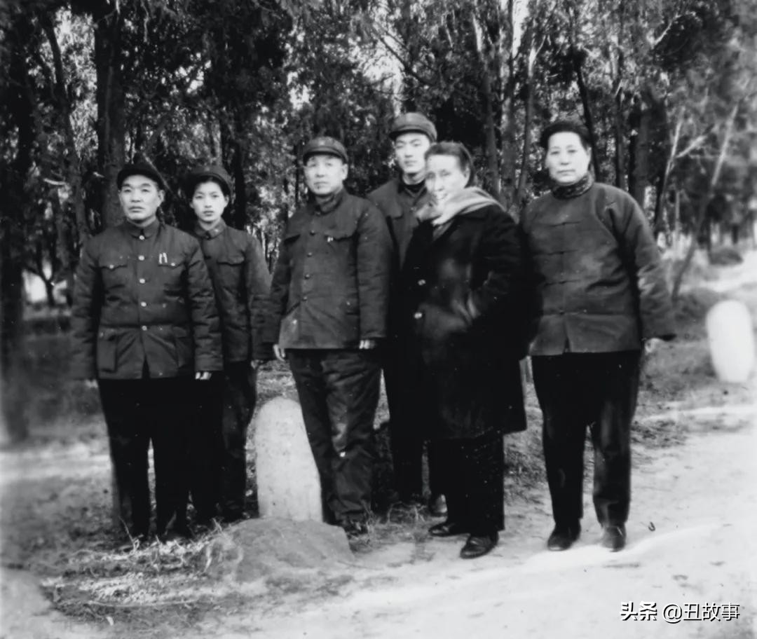 在浙大30年，同事知道我的家世后，说我隐藏得太深了