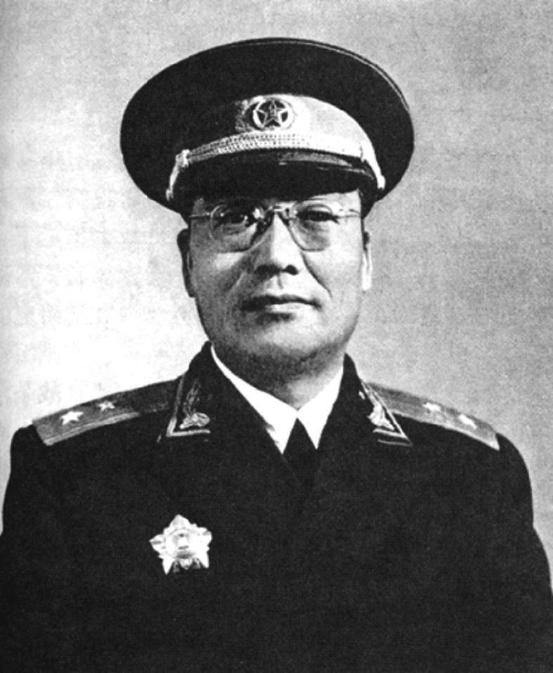 国军师长被炮弹炸死,国军军长被炸伤