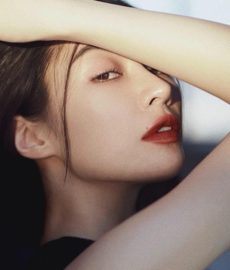 比橘色更红一点的口红颜色,黑黄皮必入手的10支超显白口红