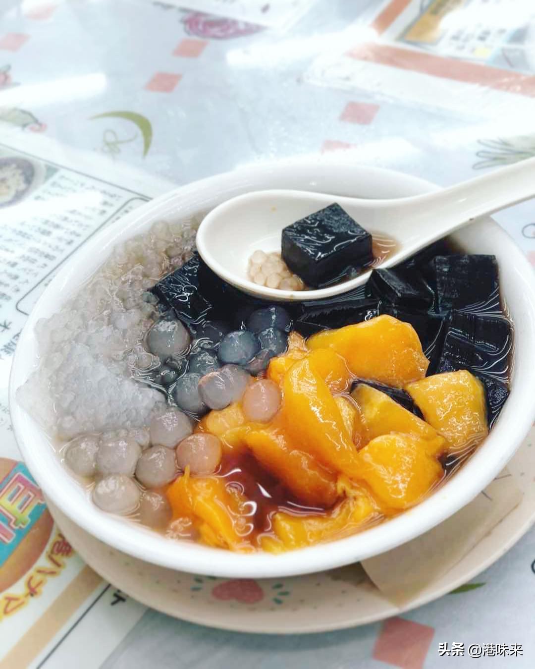 潮州佬香港打拼，传承狮子山精神变身糖水大王，蔡澜和发哥都捧场