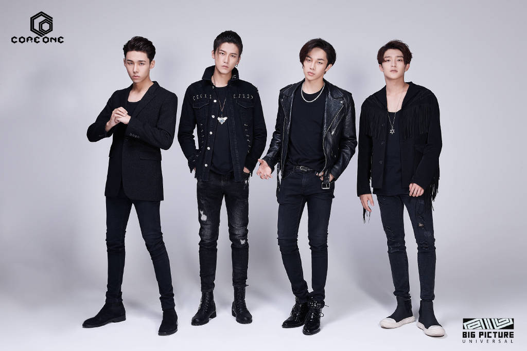 鏄撶儕鍗冪幒鐜嬭仾,鏄撶儕鍗冪幒鍜岀帇鎬濊仾鍚堢収