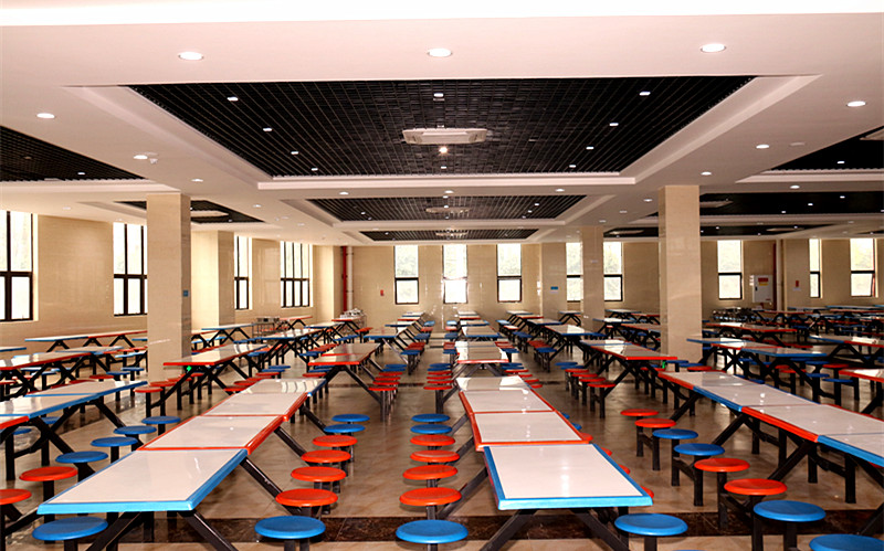 重庆哪所学校环境最好,重庆最美学校