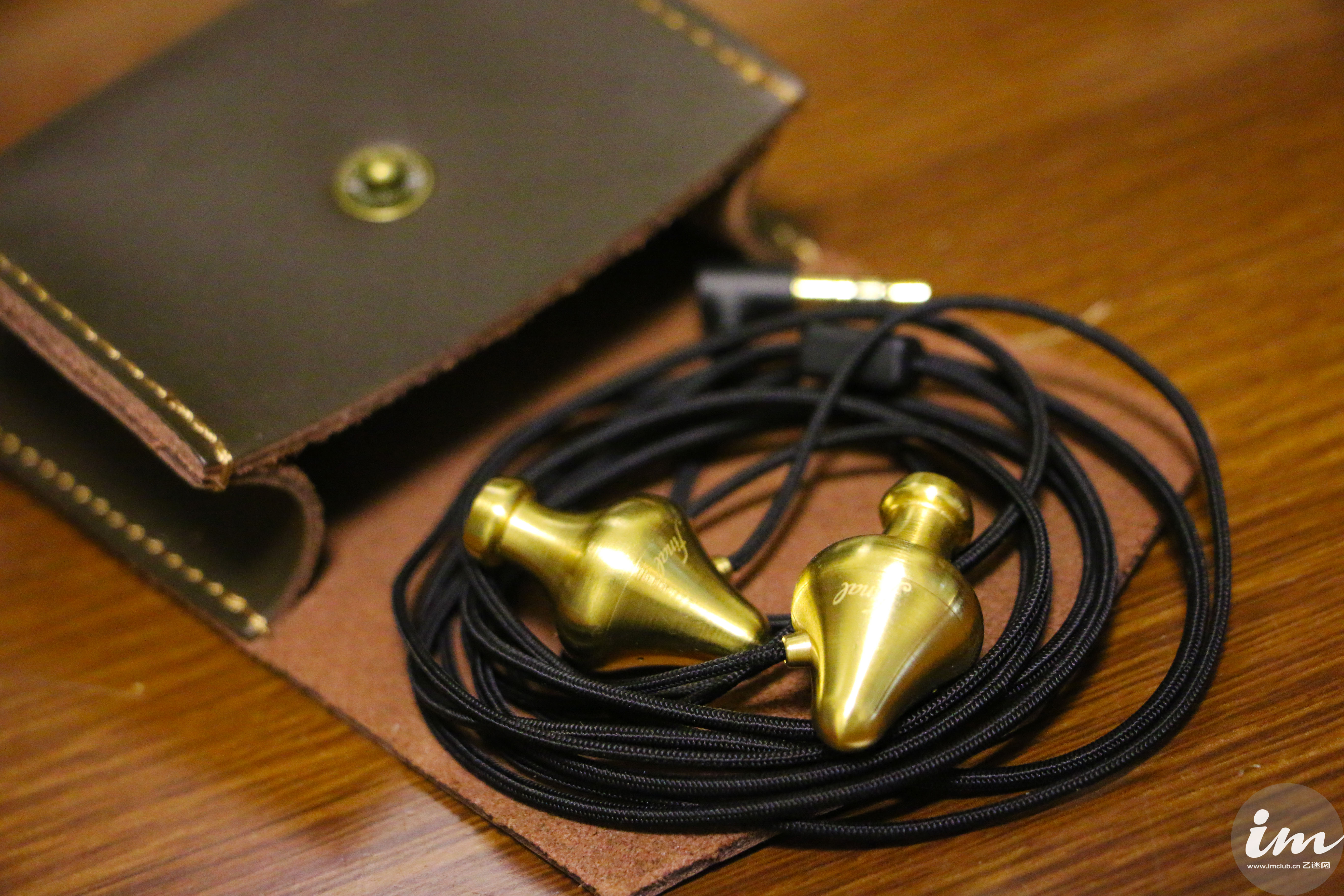 公认最强低音耳塞,目前最顶级的耳塞