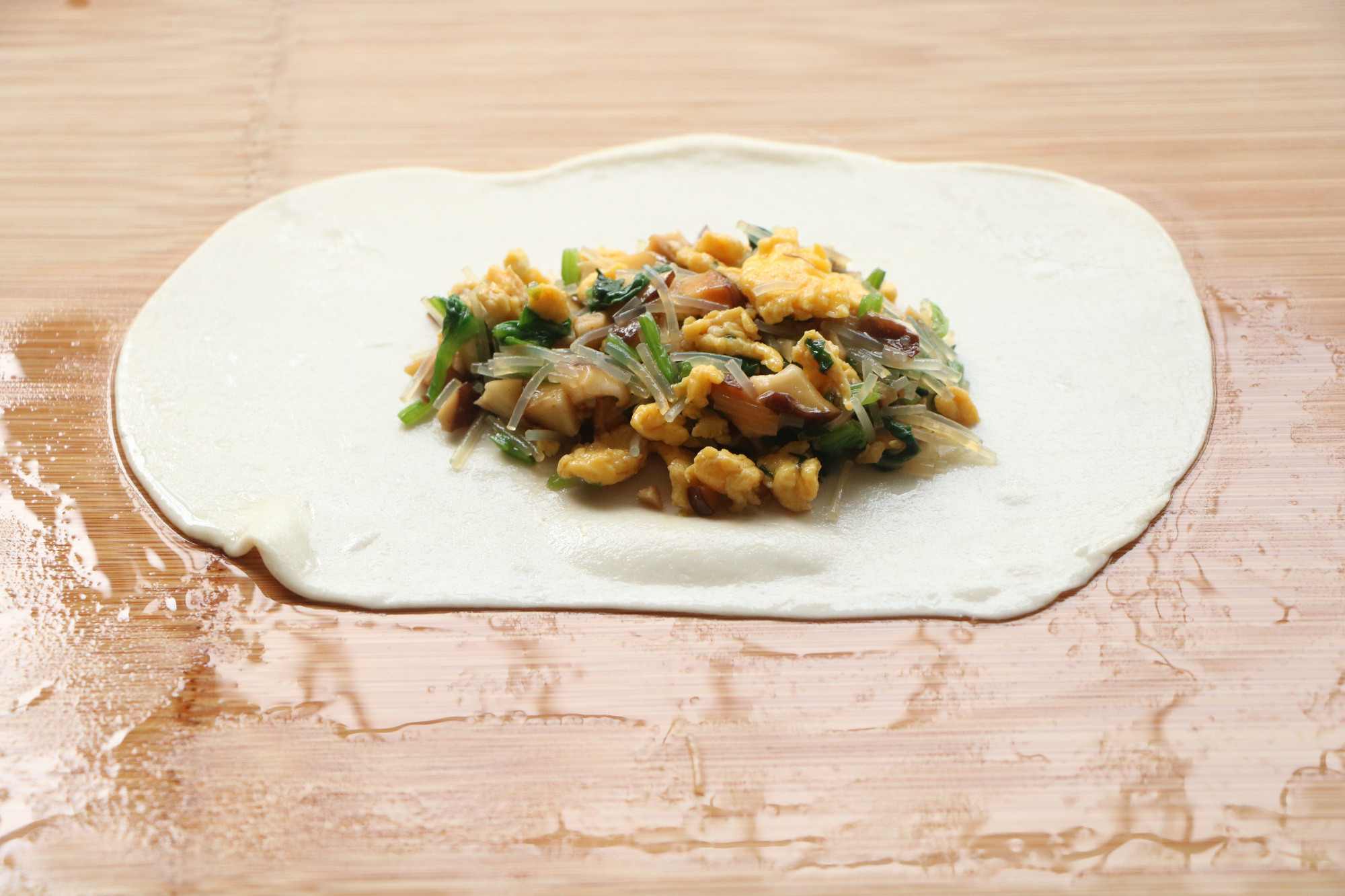 自制又软又香的煎饼,我家隔三差五就要吃的小吃