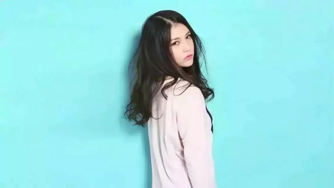 这个在平安夜离开的女生，她的故事，就是我无法道别的青春