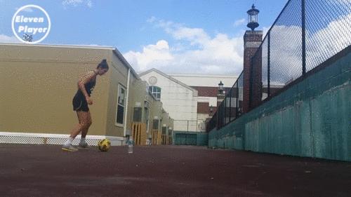 足球接球转身技术重点,足球f5