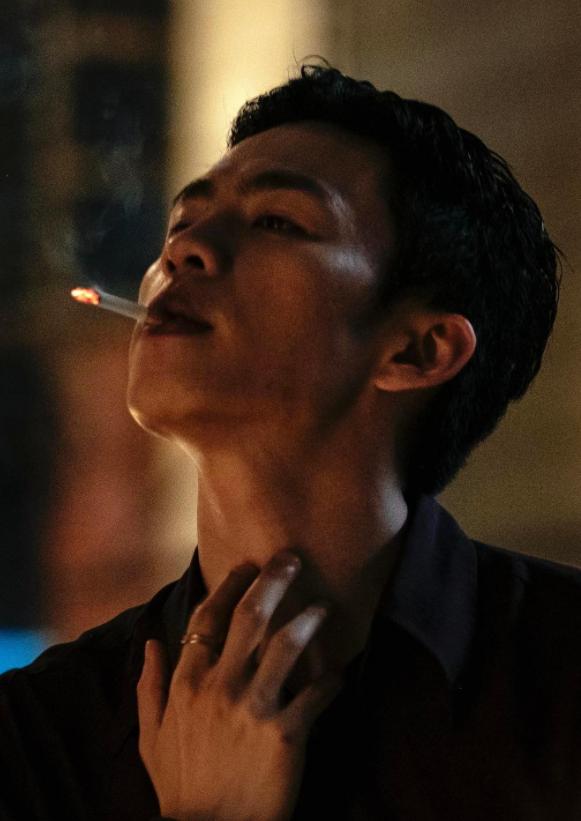 占有欲极强的男星,男子气概十足的男星