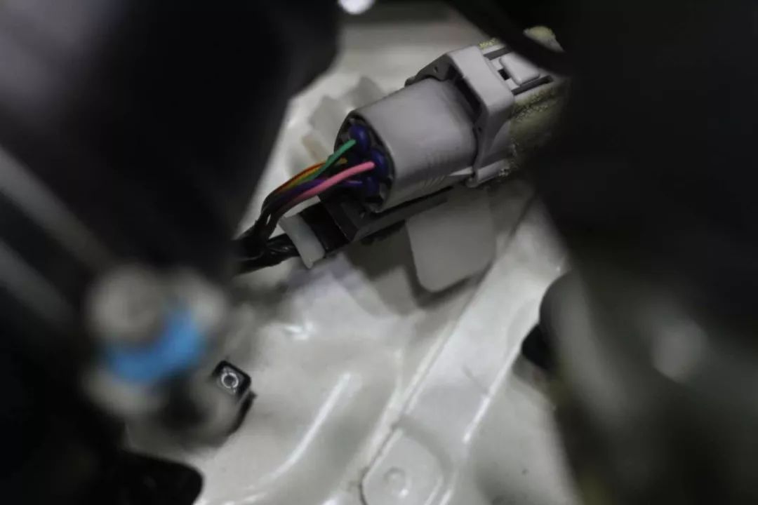 老车翻新：15年后的邂逅，普拉多LC120旧车换新颜，满血复活。