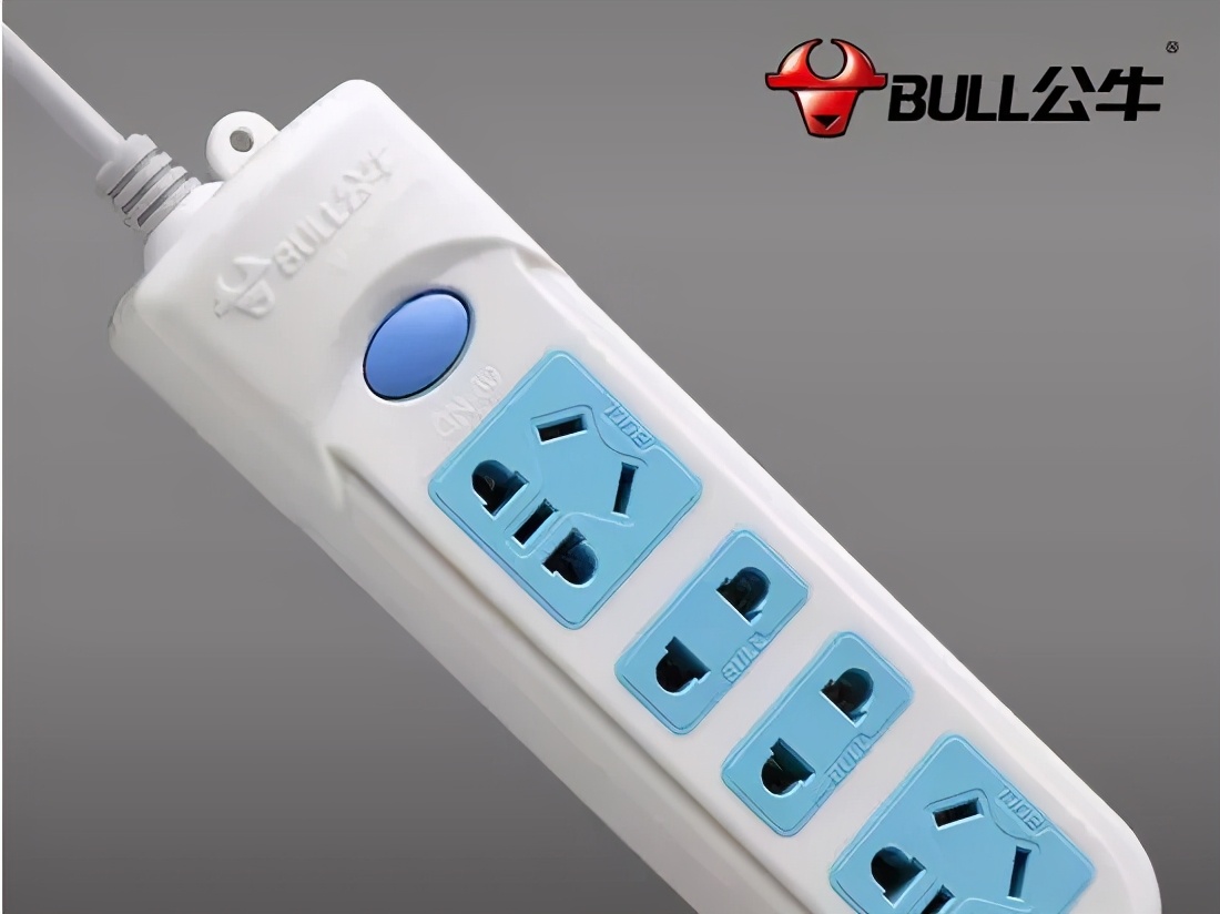 小插座，大生意！从*款贷**2万起家，到市值1091亿的“插座大王”