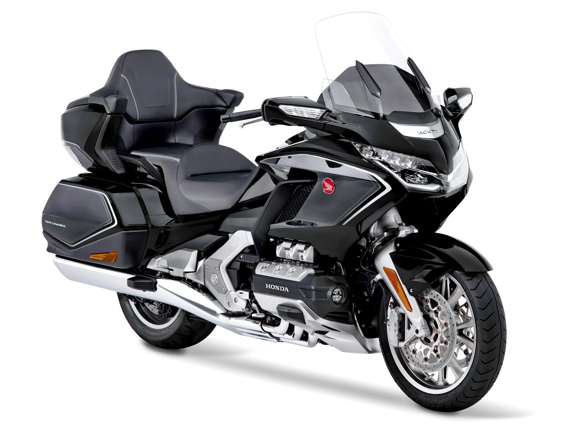 鍗辨満涔嬩笅鐨勫湴鐙变笌澶╁爞,鍗辨満涔嬩笅