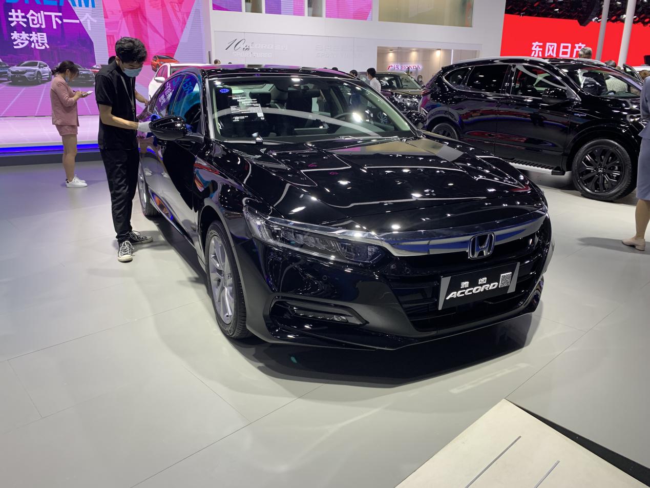 本田雅阁的优点与缺点和配置,本田雅阁公认存在的十大缺点