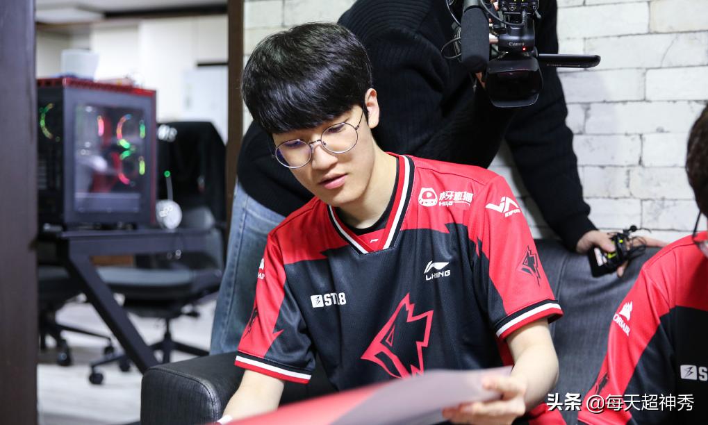 tarzan什么时候来lpl,tarzan完美融入lpl节奏