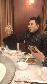 搞笑gif开心一刻原来高手在民间,搞笑gif开心一刻我受了太多的委屈