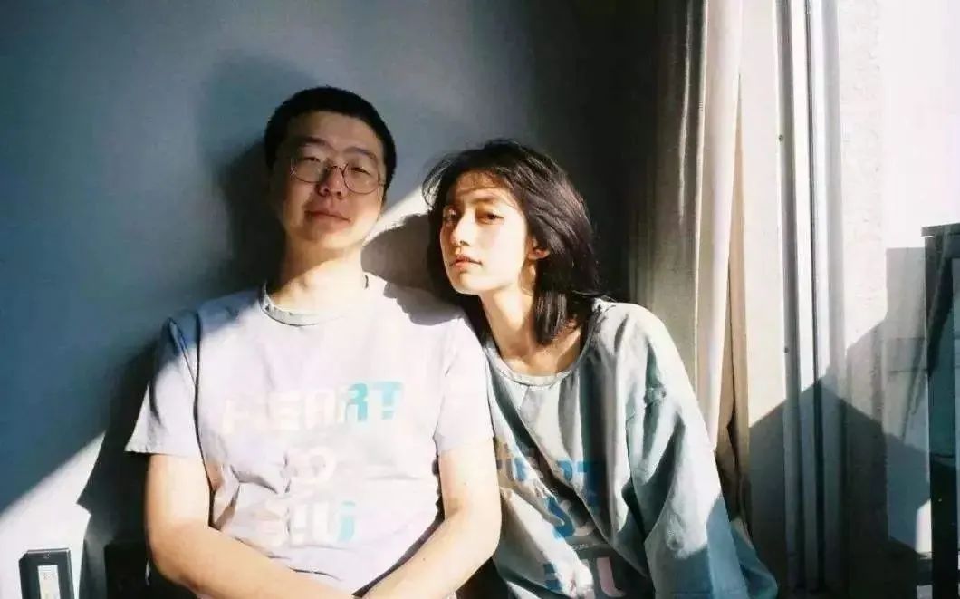 李诞和黑尾酱和好了吗,李诞黑尾酱直播骂客户视频