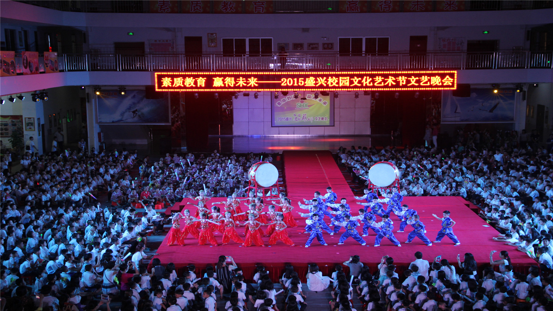 这个学校怎么样,这个学校的学生怎么样英语