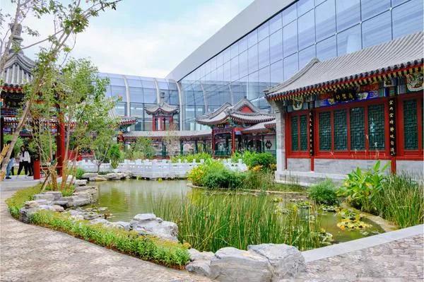 七座超会赚钱的机场“捞金”指南，购物中心学起来