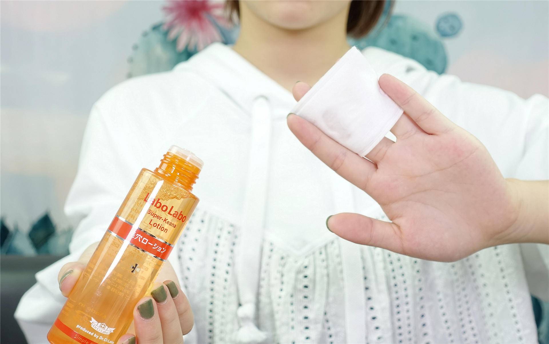 水杨酸毛孔收敛水湿敷,渡美毛孔收敛水湿敷多久