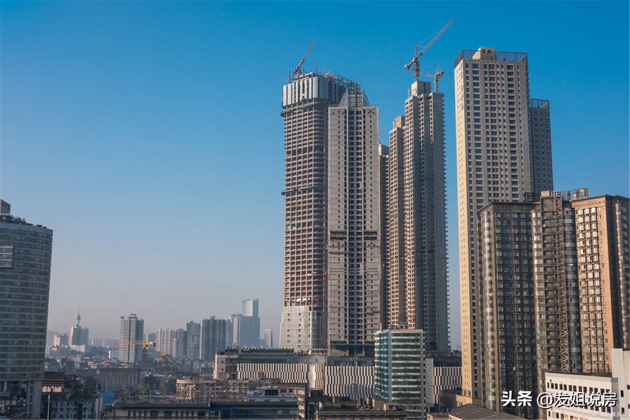 2021新建6层楼房电梯政策,四楼以上或统一装电梯