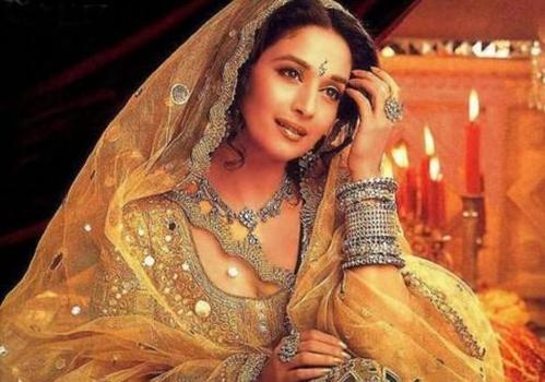 被迫*身卖**、没有未来！她们是特殊的“印度圣女”