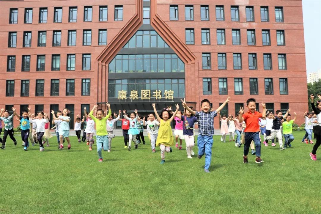 打造人才集聚强磁场,教育人才高地