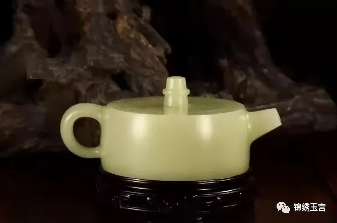 和田玉中黄口料的致色元素,和田玉糖料和黄口料哪个好