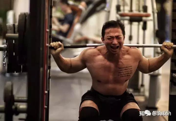 健身多久可以尝试力量举 (健身几年可以练力量举)